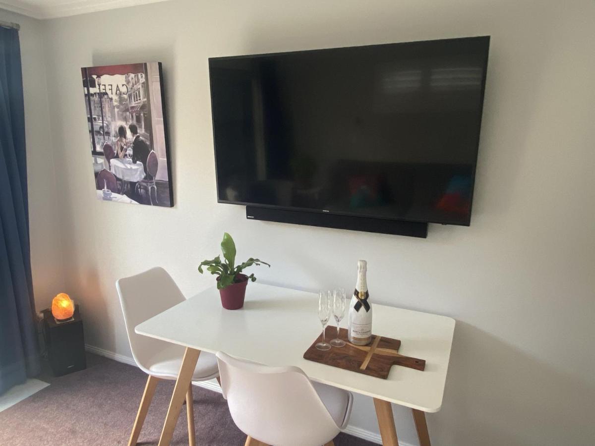Superb Beachside Location, Private And Tranquil Apartment Маунт Маунгануи Екстериор снимка