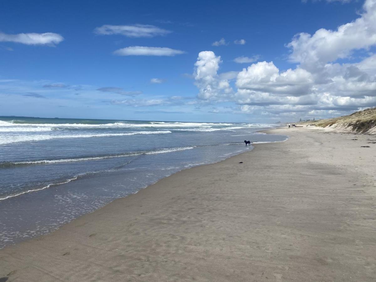 Superb Beachside Location, Private And Tranquil Apartment Маунт Маунгануи Екстериор снимка